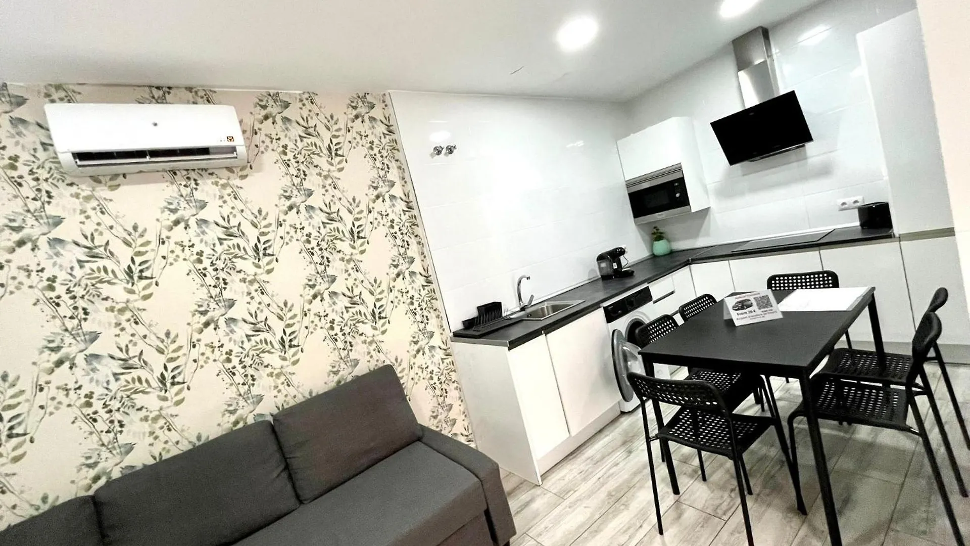 Vialia Apartments Malaga 0*,  Spain